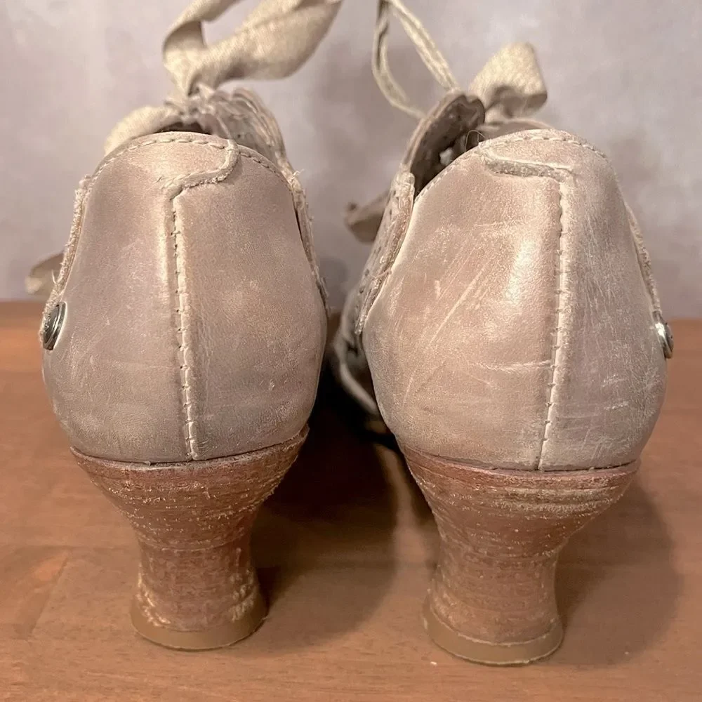Neosens Taupe Rococo Lace-Up Ribbon Heels size 37 / US 6.5